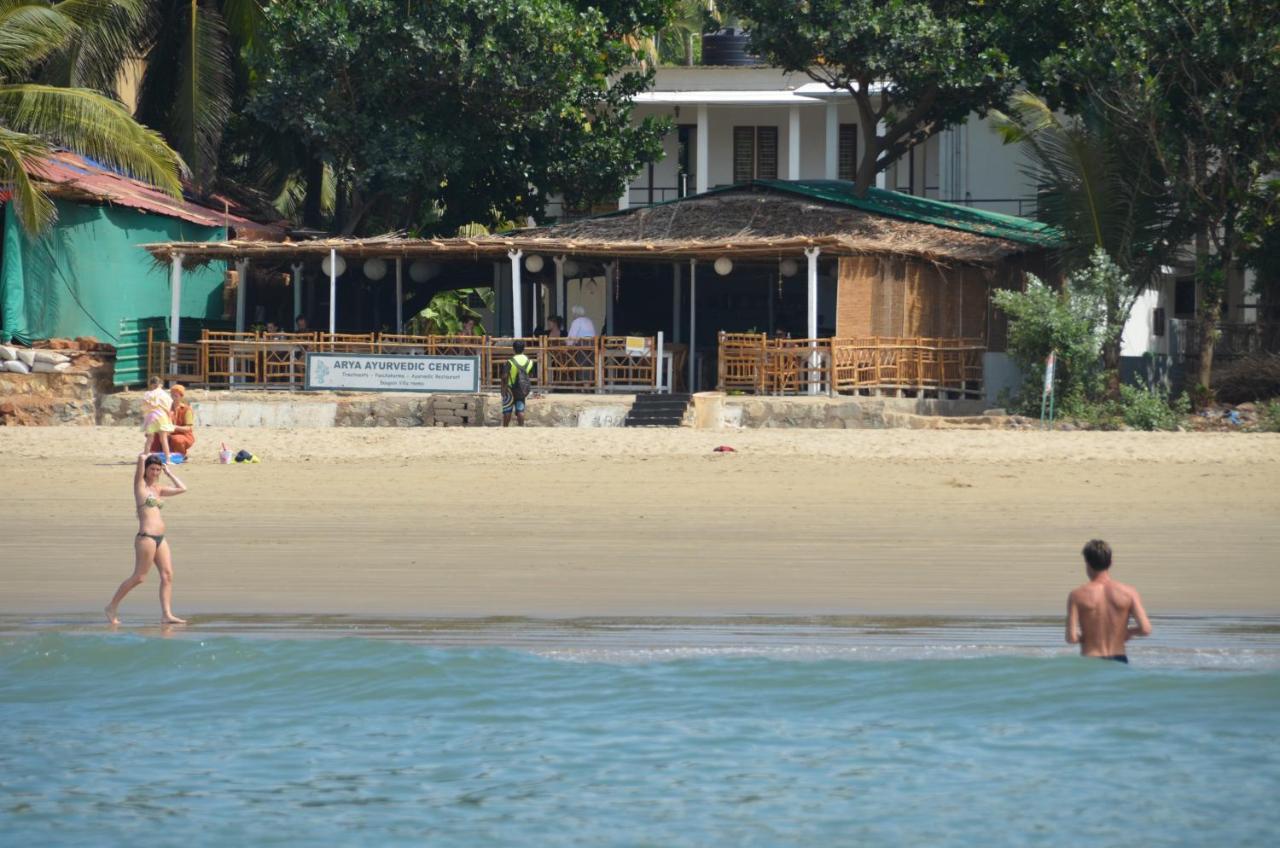 Arya Homestay Bougain Villa Gokarna  Exteriér fotografie
