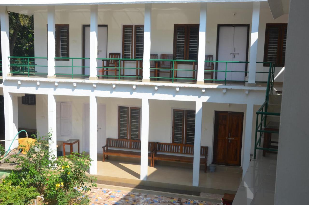 Arya Homestay Bougain Villa Gokarna  Exteriér fotografie