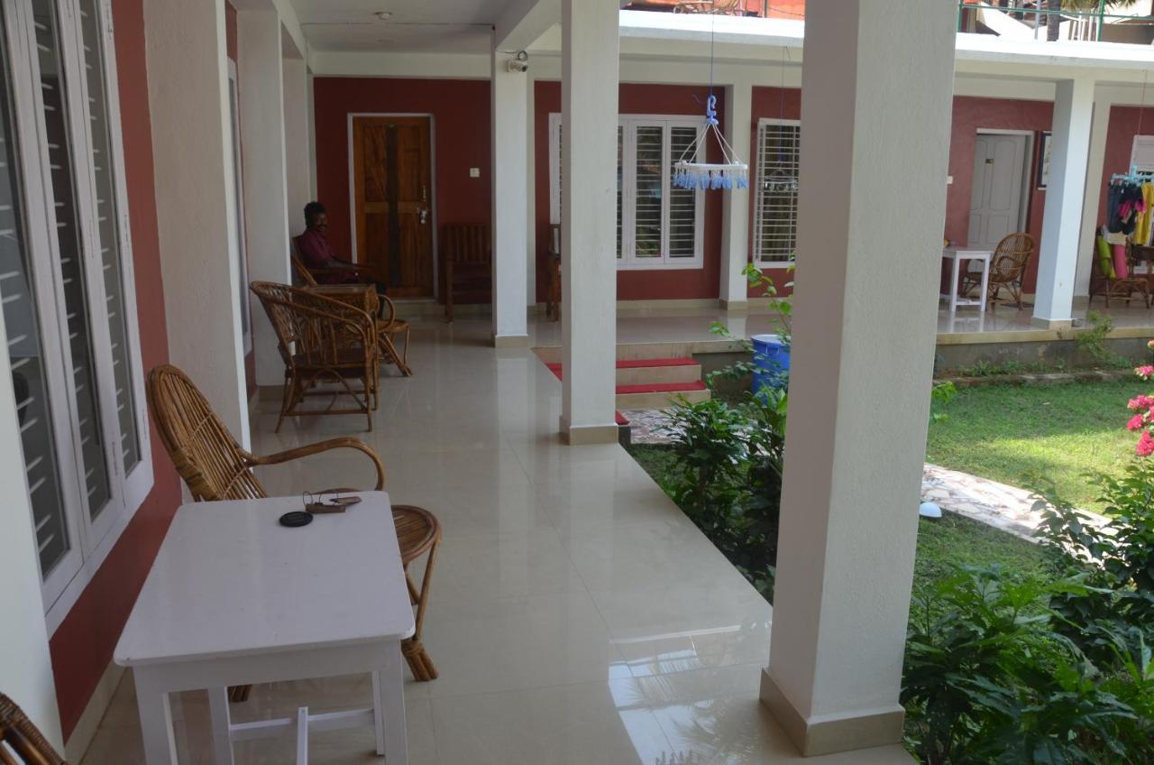 Arya Homestay Bougain Villa Gokarna  Exteriér fotografie